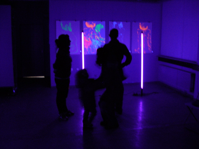 p1301599-b.jpg
